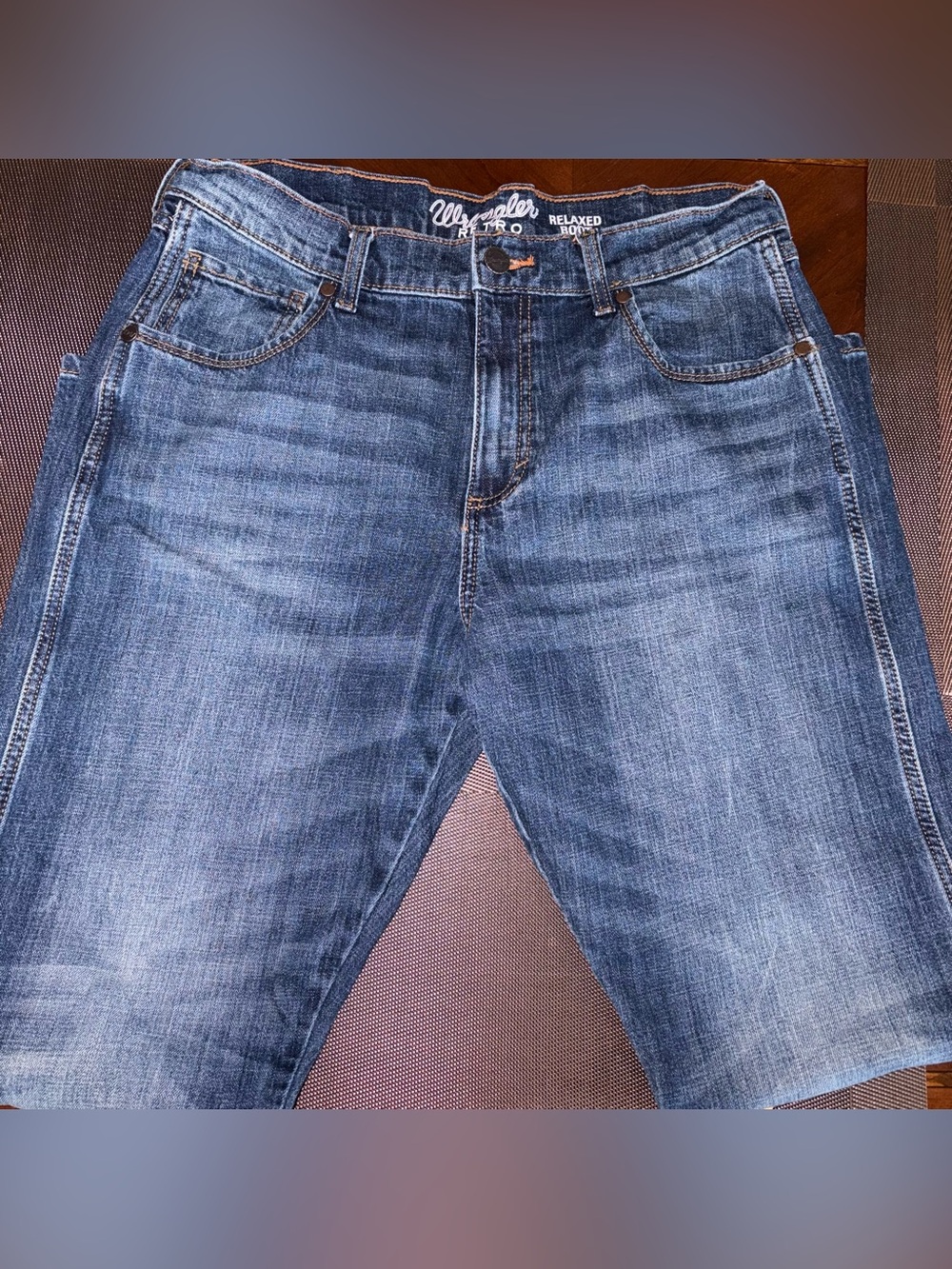 Wrangler men Retro relaxed Boot Blue Denim Jeans
